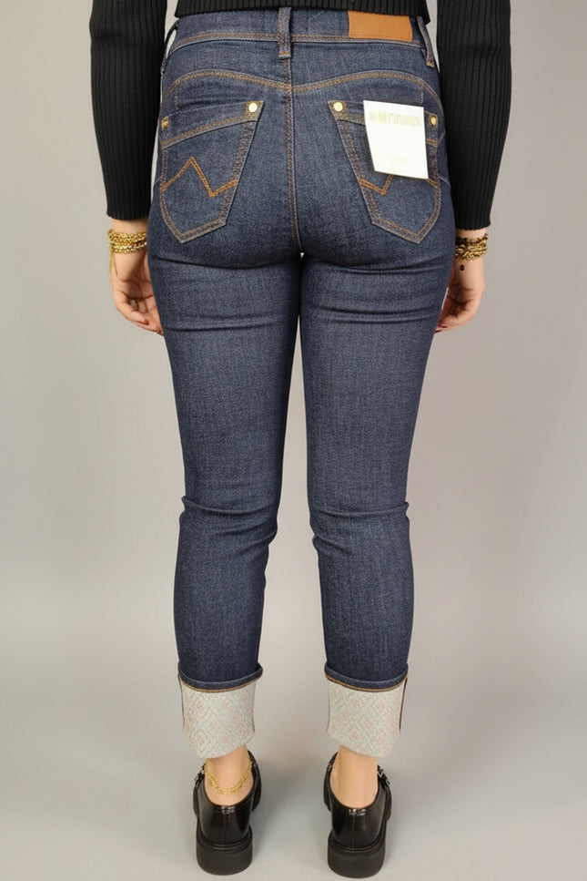 Jeans da donna con risvolto e strass | Gaudì